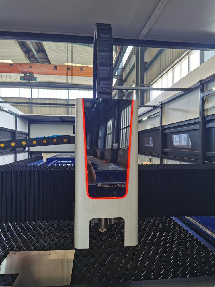 Máquina de Corte Láser de Fibr - Industrial Fiber Laser Cutting Machine reseña y precio